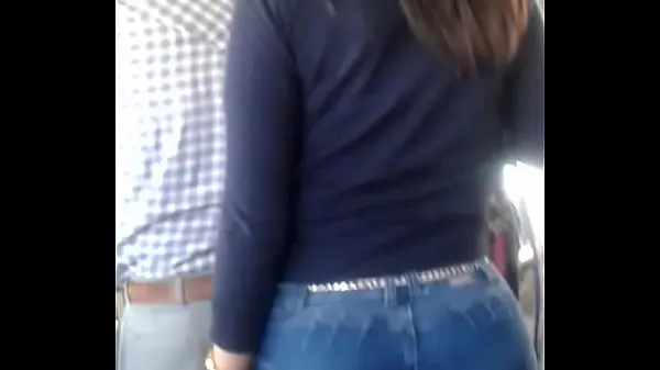 HD rich buttocks on the bus megaclips