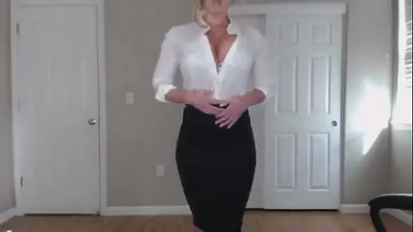 Megaklipy HD MILF Blonde Webcam Strip Her Uncensored Scene HERE PASTE LINK