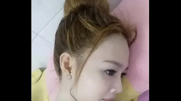 HD Vietnam Girl Shows Her Boob 2 mega klipek