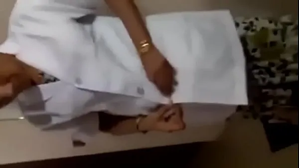 高清Tamil nurse remove cloths for patients大型剪辑