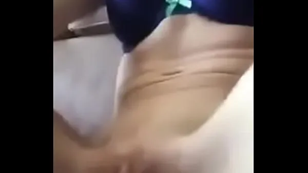 HD Young girl masturbating with vibrator klip besar