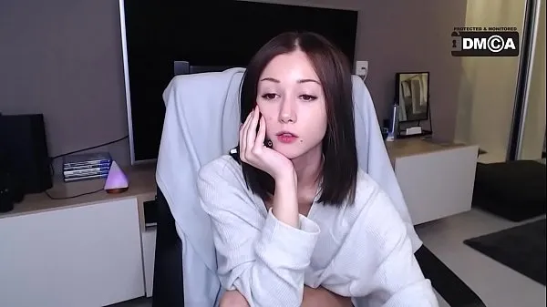 HD Sexy beautiful girl masturbating on webcam 35 | full version mega klip