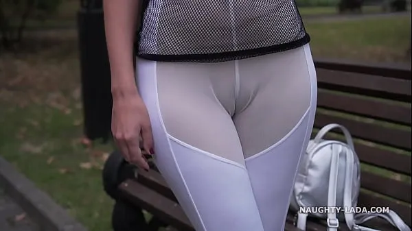 HD See-through outfit in public clip lớn