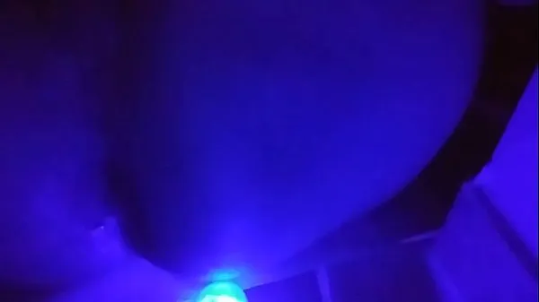 Megaklipy HD cum filled CD continues Ass play w/ glow in the dark vibrator