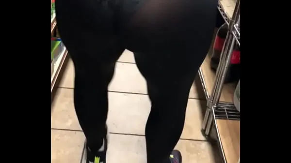 HD Bending over in tights mega Clips