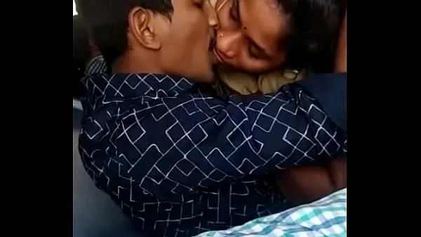 HD Indian train sex klip besar