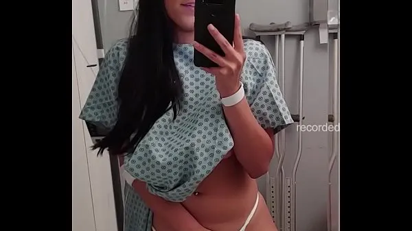 HD Quarantined Teen Almost Caught Masturbating In Hospital Room mega posnetki