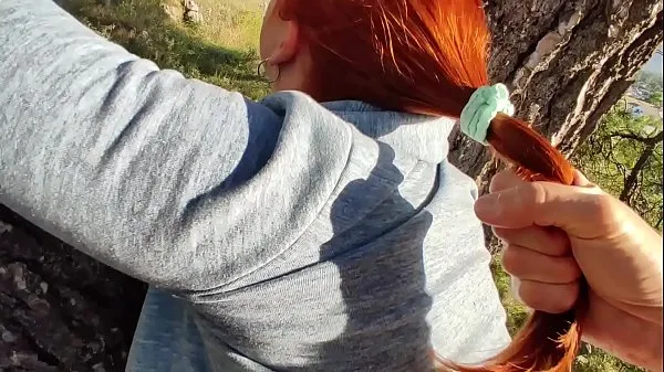 HD OUTDOOR SEX. Hard Fucking Redhead Horny Curvy in the Park 메가 클립