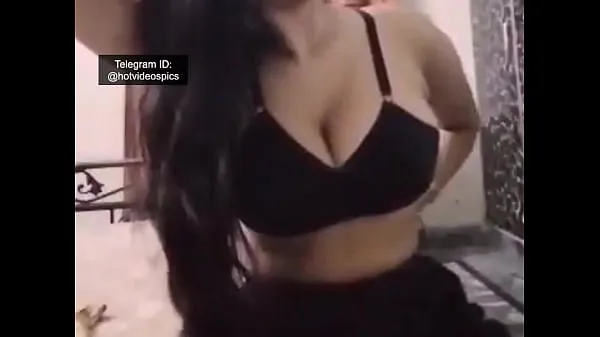 HD GF showing big boobs on webcam คลิปขนาดใหญ่