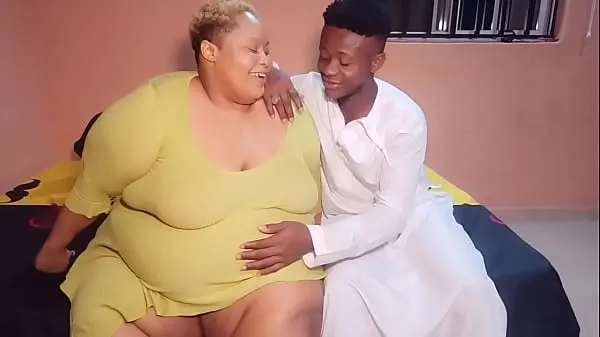 HD AfricanChikito Fat Juicy Pussy opens up like a GEYSER mega Clips
