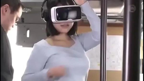 HD Cute Asian Gets Fucked On The Bus Wearing VR Glasses 3 (har-064 mega klip