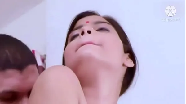 Megaklipy HD Indian girl Aarti Sharma seduced into threesome web series