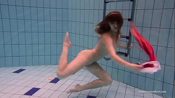 HD Bultihalo is a super beautiful sexy girl underwater megaklipp