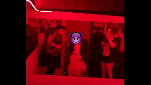 HD FRIDAY UNCONTROL IN BAR, I END UP GIVING DEEP BLOWJOB WHILE EVERYONE WATCHING ME 메가 클립
