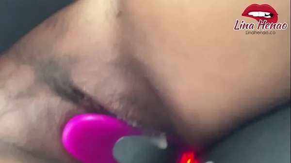 HD Exhibitionism - I want to masturbate so I do it on my motorbike while everyone passing by sees me and I get so excited that I squirt mega Clips
