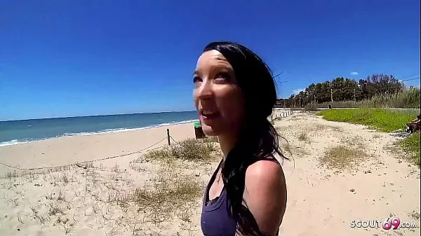 HD Skinny Teen Tania Pickup for First Assfuck at Public Beach by old Guy klip besar