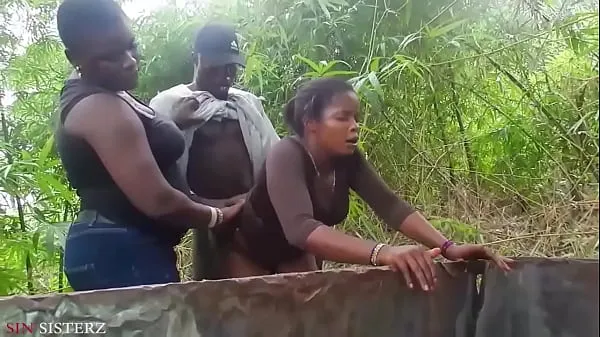 HD Two Sin StepSisterz caught Fucking The Unknown Hausa Man Being A Stranger In The Community klip besar