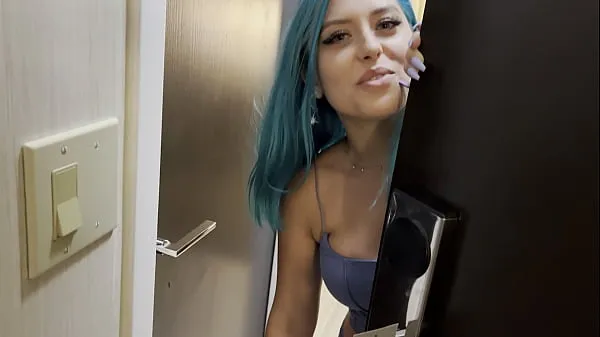 HD Casting Curvy: Blue Hair Thick Porn Star BEGS to Fuck Delivery Guy mega Clips