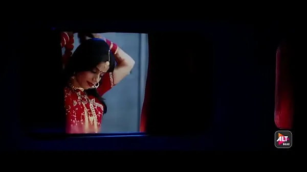 HD Newly married indian girl sex with stranger in train megaklipp