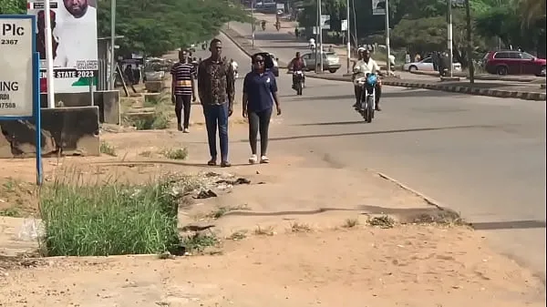 HD Somewhere in the West, Nigeria, Met And Fucked A Stranger While Taking A Walk میگا کلپس
