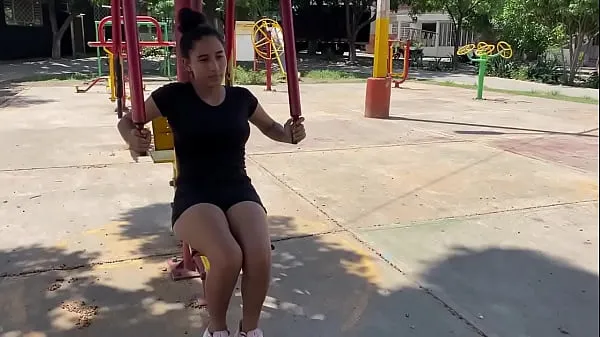 HD I take home a BEAUTIFUL GIRL from the park and end up fucking mega Clips