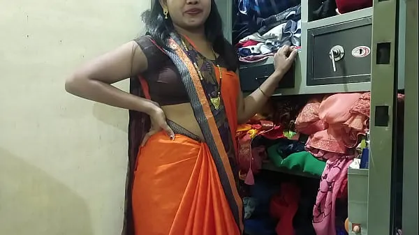 Megaklipy HD Took off the maid's saree and fucked her (Hindi audio