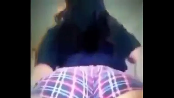 HD Thick white girl twerking mega klipy